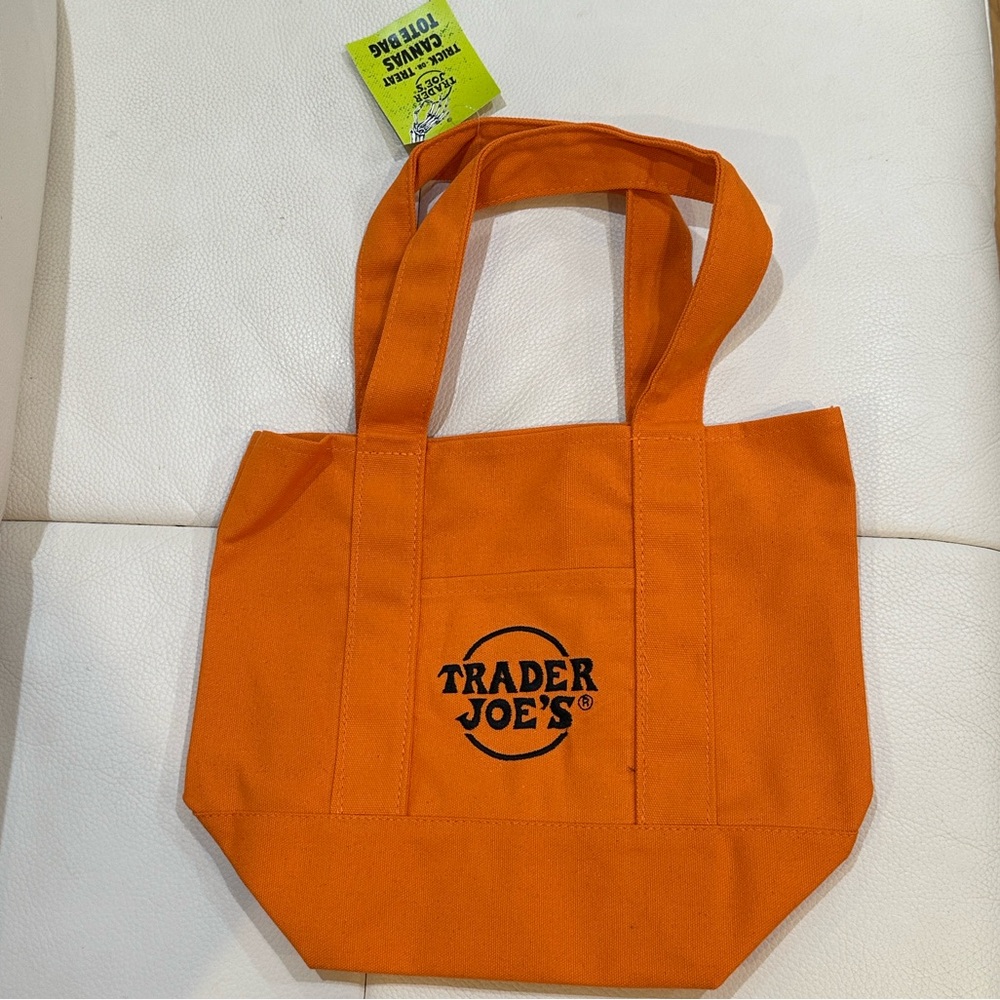 Trader Joe's Limited Edition Trick-or-Treat Mini Canvas Tote Orange Color NWT